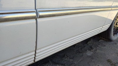 98 Town & Country Driver Left Rear Moulding From Door Back Trim Pwp Golden White
