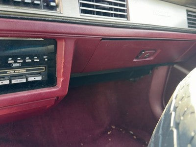 1986-1988 Olds 88 Lower Dash Under Column Knee Bolster Trim Panel Oem 25532007