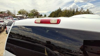 2002 Chevy Silverado 2500 Hd Third Brake Light Middle Lamp Oem