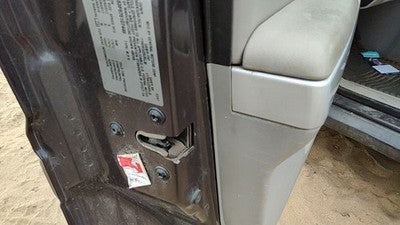 2007 Chevy Equinox Driver Left Front Door Latch With Rods/Cables Oem