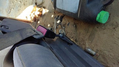 02-06 Dodge Sprinter Van 3500 Passenger Right Front Seat Belt Buckle Receiver