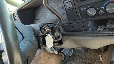 1995-1996 Chevy Silverado 1500 Steering Column Assembly Oem 26055129