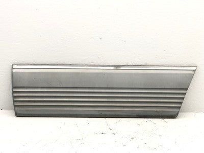1981-1985 Mercedes 300Sd Driver Left Rear Lower Door Moulding Only 1267300805