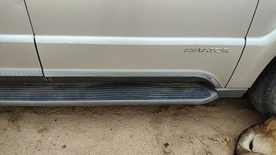 03 Lincoln Aviator Passenger Right Front Moulding From Door Trim Strip Silver Jp