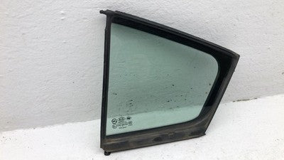 2014-18 Kia Forte Driver Left Rear Vent Window Small Back Door Glass With Frame