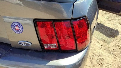 1999-2004 Ford Mustang Passenger Right Tail Light Brake Lamp Oem Rear