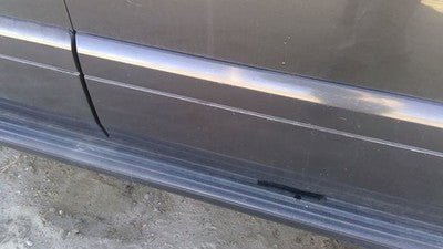 06-10 Mountaineer Passenger Right Front Moulding From Door Trim Charcoal G5