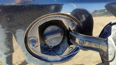 2008-2012 Chevy Malibu Fuel Filler Neck Assembly With Gas Cap Oem 15828982