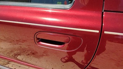 2001-2007 Volvo V70 Xc Driver Left Rear Outside Door Handle Oem Back Red 445