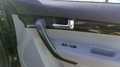 2011 Kia Sorento Passenger Right Front Inside Door Trim Panel Only Oem Black Eb