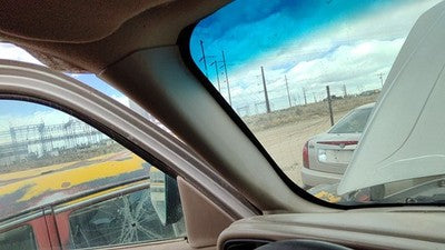 02 Silverado 2500 Hd Driver Left A Pillar Trim Windshield Post Panel Oem Tan 52D