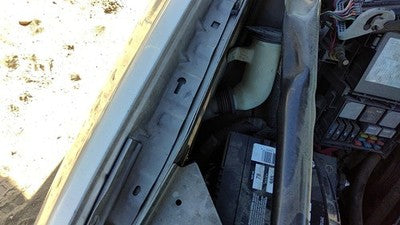 00-05 Chevy Impala Windshield Washer Fluid Reservoir With Pump Oem Wiper Tank