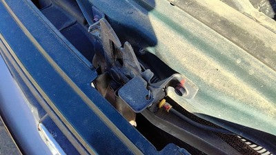 1998-2002 Honda Passport Hood Latch Assembly With Bracket Oem