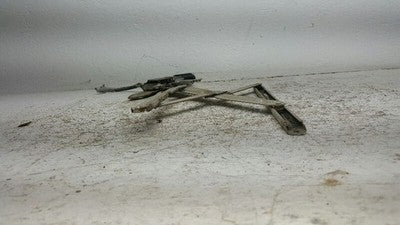 1990-1995 Toyota 4 Runner Passenger Front Window Regulator Electric 6980135040