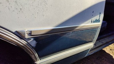 1989 Olds Cutlass Cierra Passenger Right Rear Upper Moulding On Quarter Panel