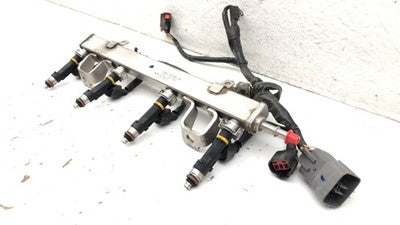 2006-13 Mazda 3 Complete Fuel Rail With Injectors Set Loaded Oem 2.0L L3g513250
