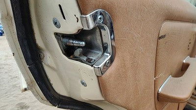 1980 Mercedes 300Td Driver Left Rear Door Latch With Rods/Cables Oem Back