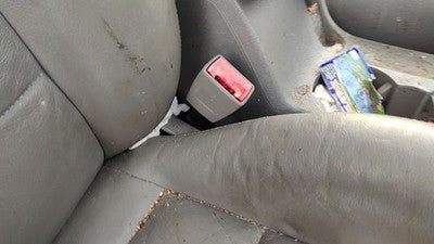 2002-2005 Vw Passat Passenger Right Front Seat Belt Buckle Receiver Oem Gray