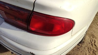 1997-2004 Buick Regal Passenger Right Tail Light Brake Lamp Oem Rear 19149888