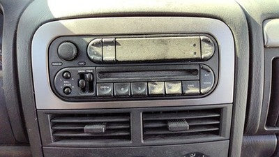 2002-2004 Jeep Grand Cherokee Stock Radio Oem Factory Stereo Cd Player