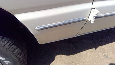 1993 Ford Van E150 Passenger Right Rear Moulding On Quarter Panel Oem