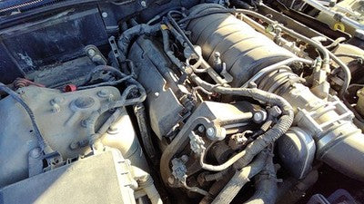 2005 Cadillac Sts Passenger Right Valve Cover Oem 4.6L 12590291