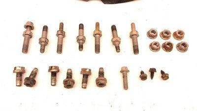 2002 Sierra 2500 Hd Dust Cover And Transmission Mounting Bolts Allison 15150109