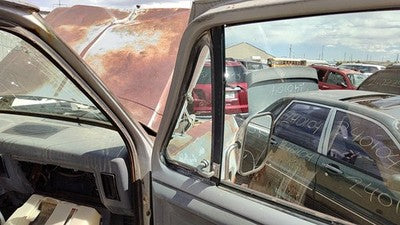 81-86 Ram W250 Passenger Right Front Vent Window Small Door Glass With Frame