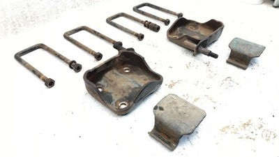 1996 Nissan Hardbody Rear U Bolts Shock Mount Spring Plate Set Oem 4X4