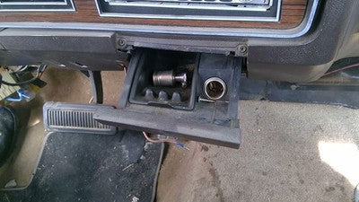 1981-1983 Dodge Ram W350 Fold Out Ash Tray Assembly OEM Dash 04216669