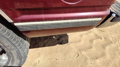 1999 Gmc Yukon Driver Left Rear Moulding On Quarter Panel Oem
