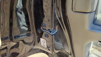 2002-2009 Chevy Trail Blazer Driver Left Rear Door Latch With Rods/Cables Back