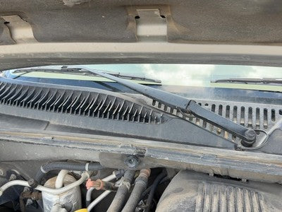 2000-2002 Chevy Suburban Passenger Right Windshield Wiper Arm Oem Blade Lever