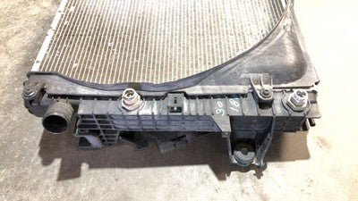 2016 Dodge Ram 4500 Radiator With Fan Shroud Oem Cummins 6.7L At 4X4