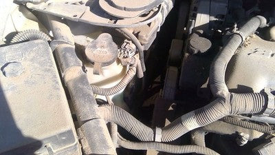 2000-05 Chevy Venture Windshield Washer Fluid Reservoir With Pump Oem Wiper Tank