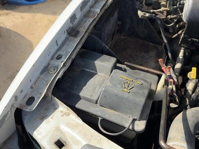 1998-2008 Ford F150 Windshield Washer Fluid Reservoir With Pump Oem Wiper Tank