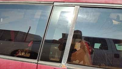 1991-1994 S10 Blazer Passenger Right Rear Vent Window Back Door Glass With Frame