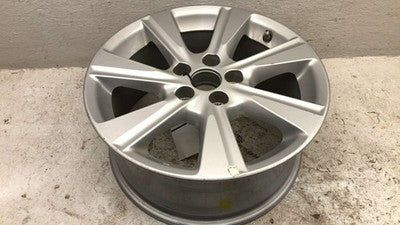 2011-2013 Toyota Highlander 17" Aluminum Wheel Oem Factory 7 Spoke Rim