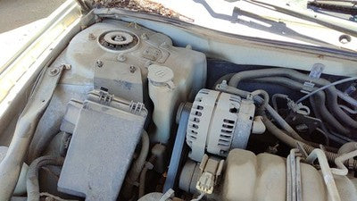 2004-2008 Pontiac Grand Prix Coolant Reservoir Radiator Overflow Tank Bottle Oem