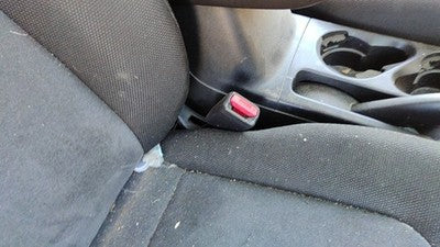 03-04 Mitsubishi Outlander Passenger Right Front Seat Belt Buckle Receiver Black