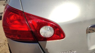 2008-15 Nissan Rogue Driver Left Tail Light Brake Lamp Oem Rear Inner 26555Jm01c