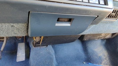 1988-1992 Olds Cutlass Cierra Ash Tray Assembly Oem Slide Out Dash