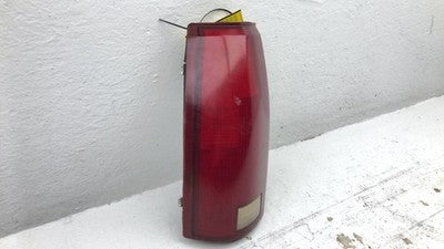 1988-2000 Gmc Sierra 2500 Driver Left Tail Light Oem Brake Lamp Rear 05976897