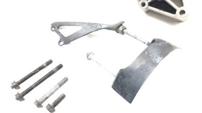 1989 Chevy Camaro Mount Bracket Set For Ac Compressor Oem 2.8L 14102584