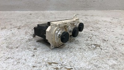 2002-2005 Honda Civic Temperature Control Module In Dash Heater Ac Head Unit Oem