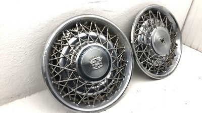 1980-1984 Deville Sedan Hub Cap Wheel Cover Oem