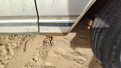 Chevy Caprice Passenger Right Moulding From Fender Oem Trim Strip Back