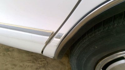 1994 Chevy Caprice Lh Driver Left Rear Moulding On Quarter Panel Oem White
