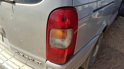 1997-2005 Chevy Venture Passenger Right Tail Light Brake Lamp Oem Rear 19206746
