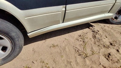 1991-1998 Suzuki Sidekick Passenger Right Lower Rocker Panel Moulding Side Skirt